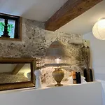 Le Cedre 1830 De Charme Et